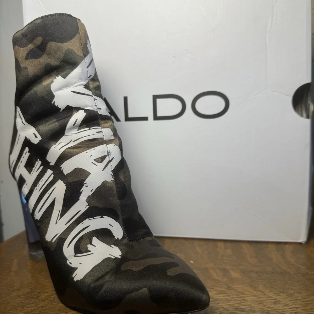 ALDO Oceani Camo Graffiti Clear Heel Ankle Boots Women's US 6 w/ Box